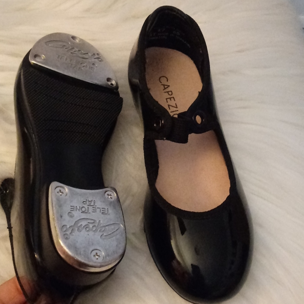 Tap shoes